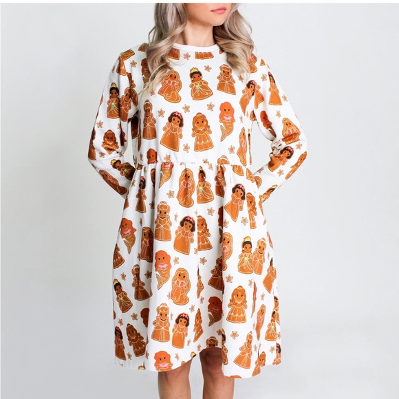 SOLD! NWT Cakeworthy XL Disney Princess Gingerbread Sweater Dress - Picture 4 of 8